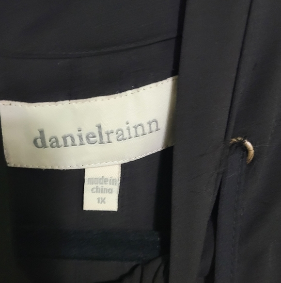 Black Sleeveless Sheer Hooded Vest/Tunic Plus Size 1X Cinch Waist - Picture 2 of 4